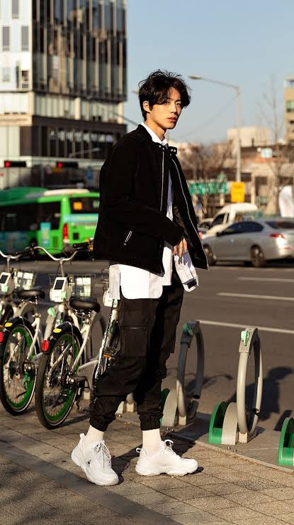 Look 10